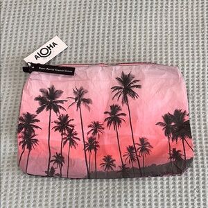 NWT Aloha Collection Mid Pouch